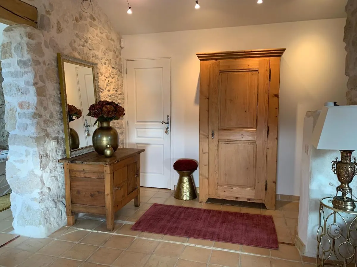 Bed and breakfast le mas des roses 1884 Vence